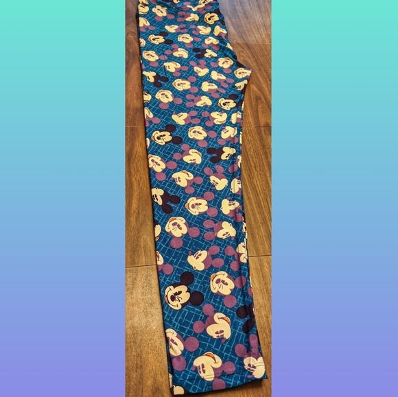 LuLaRoe Disney Winking Mickey Leggings - Picture 1 of 3